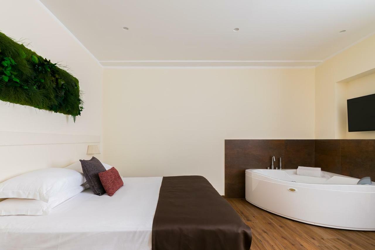 Demetra Eco Guest House Рим Екстериор снимка