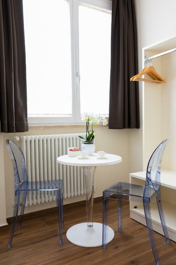 Demetra Eco Guest House Рим Екстериор снимка